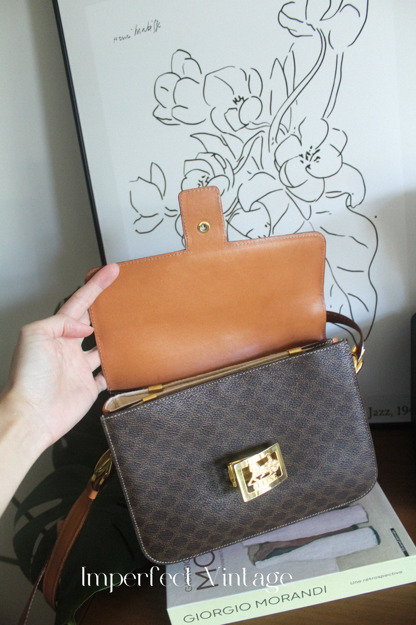 Celine馬車扣crossbody